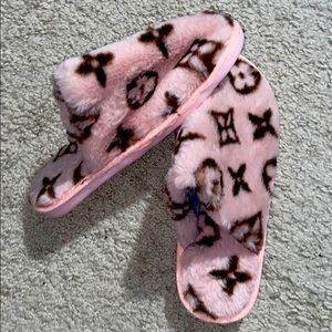 Never worn before- runs very small